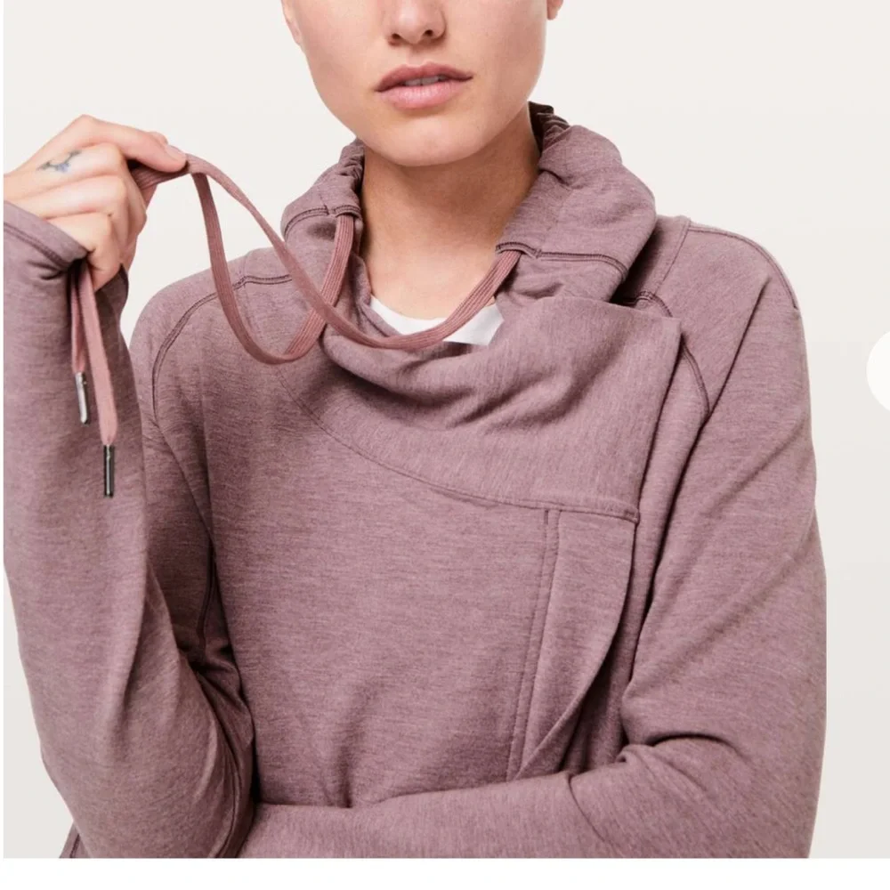 lululemon athletica Coast‎ Easy Wrap Heather Misty Merlot, Size 4